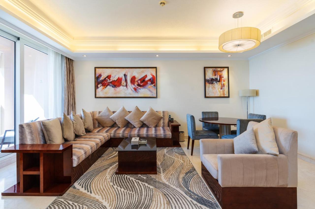 Royal Club By Rvhr, Grandeur Residence Crescent Palm Jumeirah Дубай Екстер'єр фото